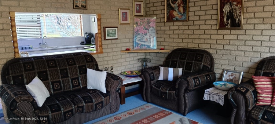 4 Bedroom Property for Sale in Hartenbos Heuwels Western Cape